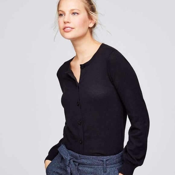 Ann Taylor Sweaters - Ann Taylor Womens‎ Sweater Size Medium Black